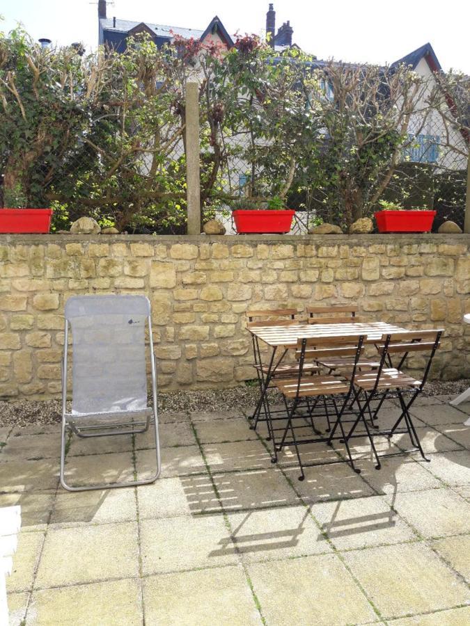2 chambres, 50m centre ville plage, terrasse wifi Villers-sur-Mer Extérieur photo